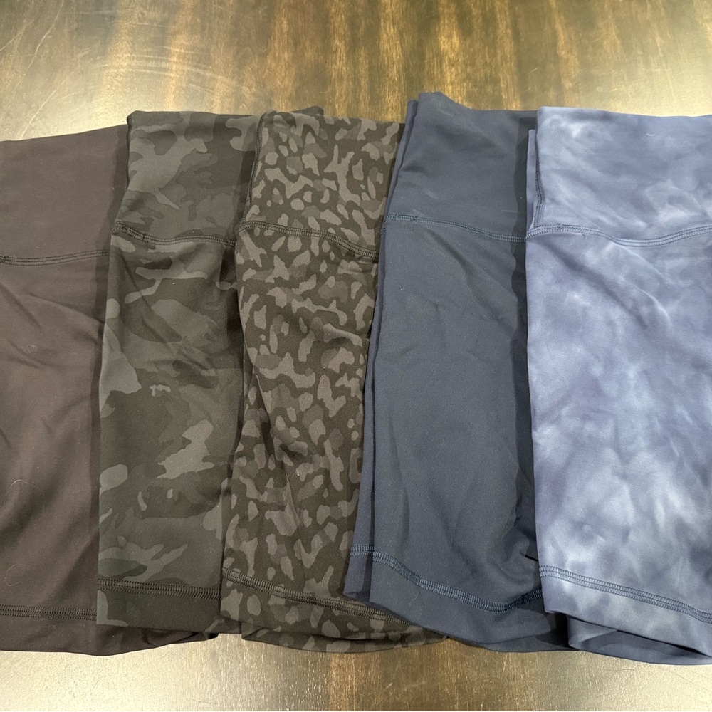 Lululemon Wunder Train High Shorts 6” - Size 6
Bundle